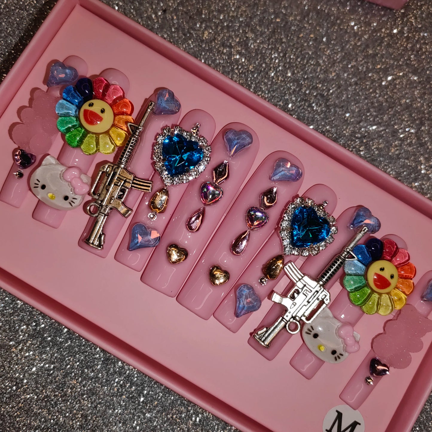 Pretty Villian Handmande sets