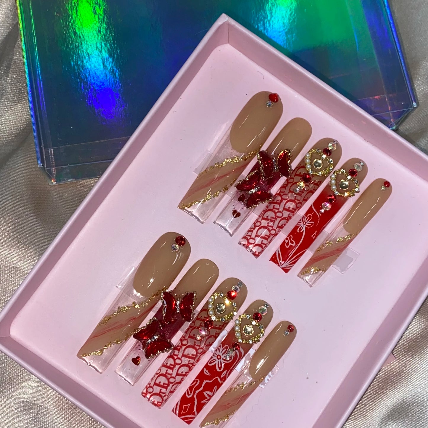 Pretty Villian Handmande sets